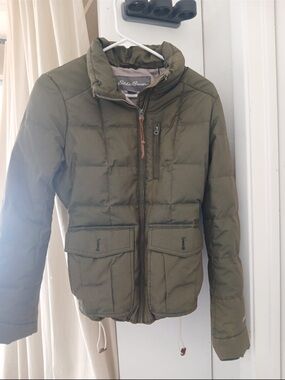 Eddie Bauer Olive Green Quilted Puffer Jacket with Stand Collar